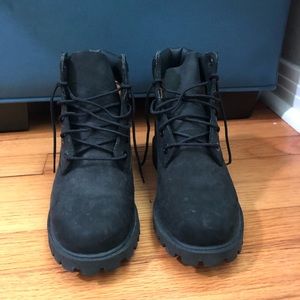 TIMBERLAND black boots